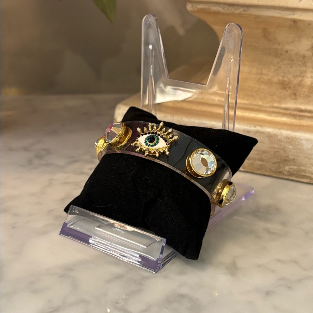 NWT Kurt Geiger Gold and Blue Eye Charm Bracelet with dust bag - Picture 7 of 8